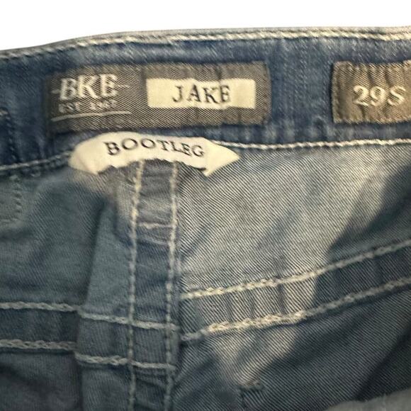 BKE Jake Low Rise Bootleg Jeans Size 29S - Picture 2 of 7